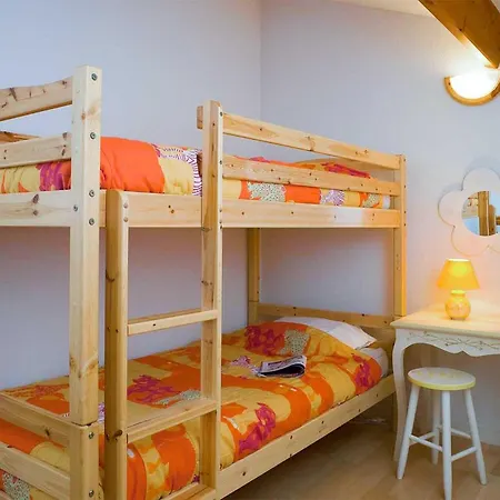 Semesterbostad Les Mas De Saint Hilaire
